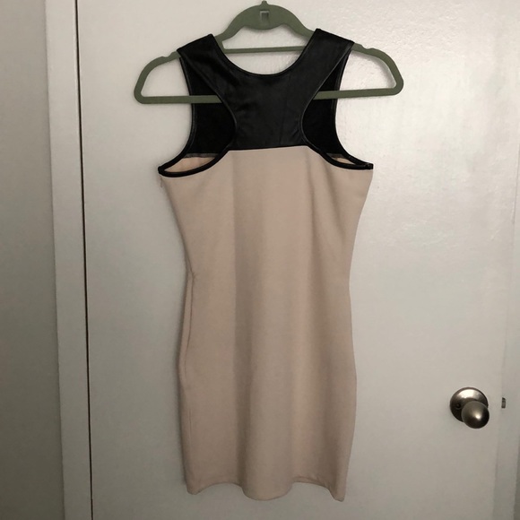 NWOT Lovers + Friends Racer Back Dress - Picture 2 of 5